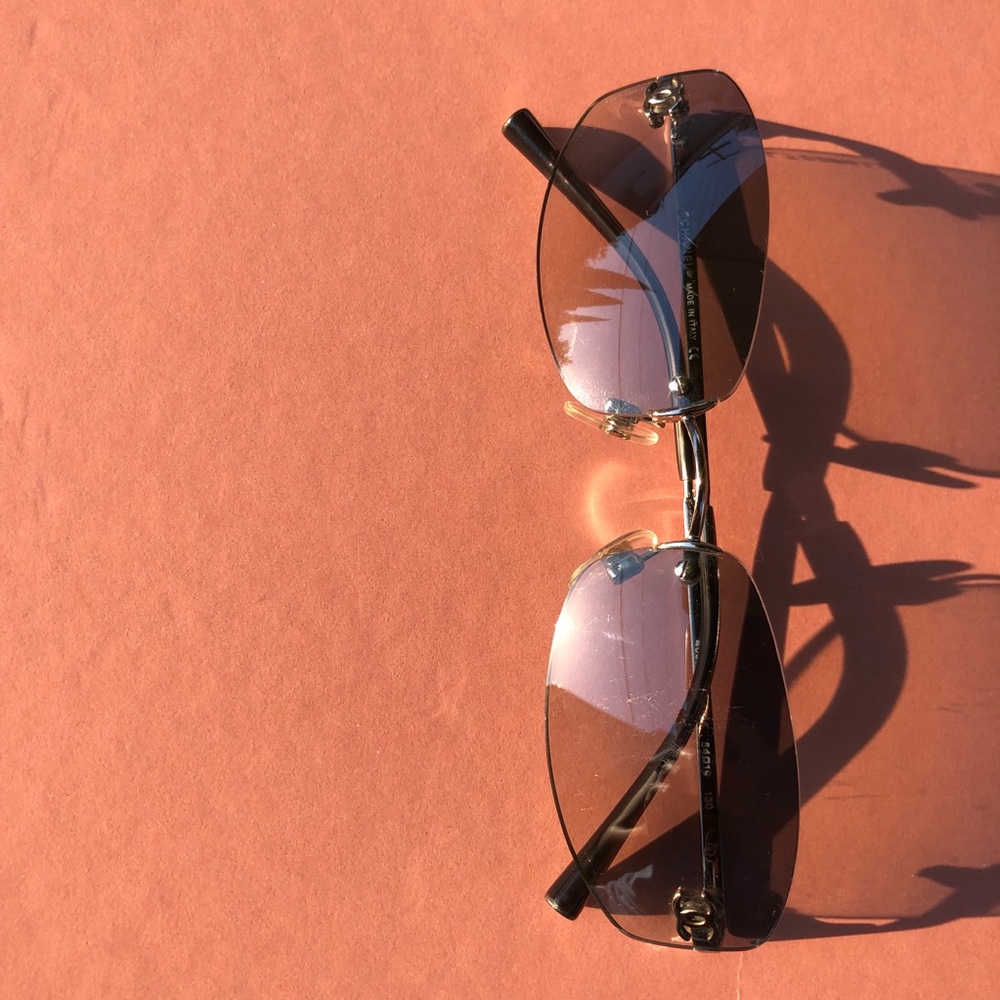 Vintage Chanel Tiny Sunglasses - Picture 4 of 7
